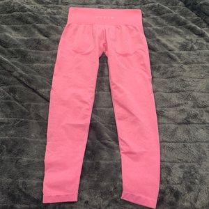 NVGTN seamless fitness leggings